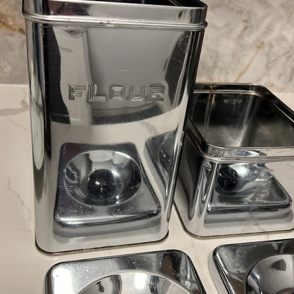 Set of Two Lincoln Beautyware Chrome Aluminum Canister Set MCM - Picture 10 of 13